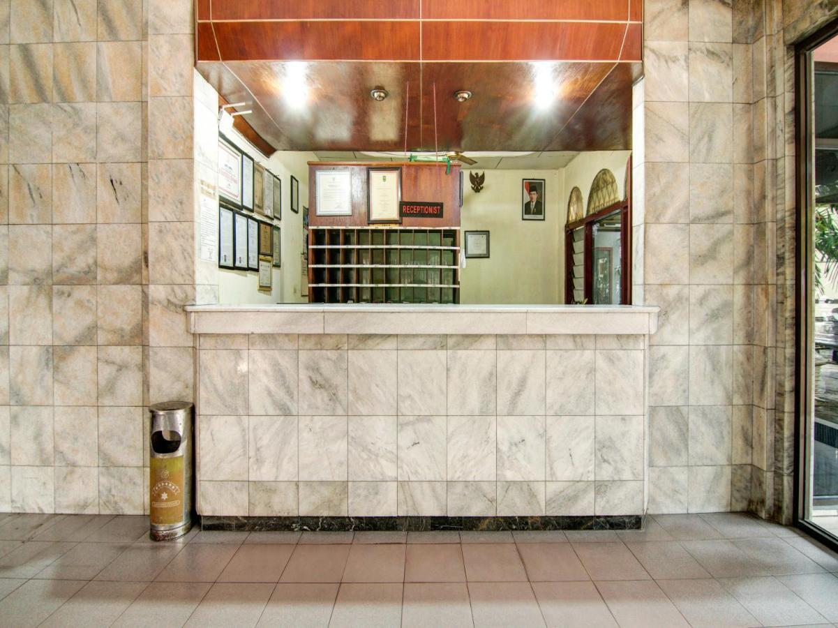 Oyo 2690 Hotel Tampan 페칸바루 외부 사진
